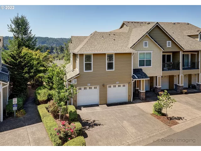 MLS: 22043176 Condo For Sale
