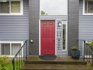 Photo #2: 22043286 Listing