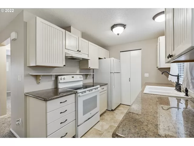 MLS: 22044102 Condo For Sale