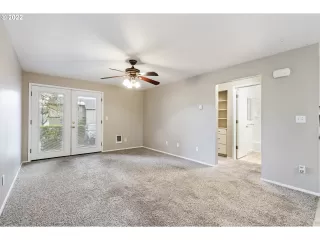 Photo #2: 22044102 Listing 