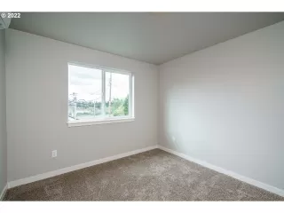 Photo #3: 22044285 Listing