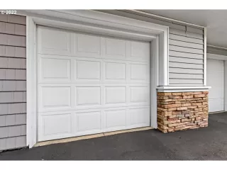 Photo #3: 22044428 Listing