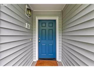 Photo #4: 22044428 Listing