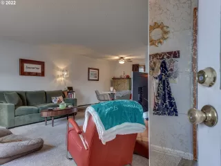 Photo #2: 22044852 Listing