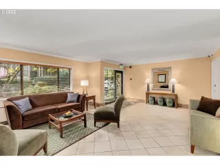 Photo #3: 22045292 Listing 