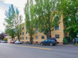 Photo #1: 22046070 Listing