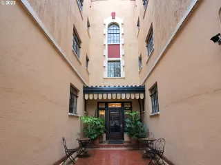 Photo #3: 22046070 Listing