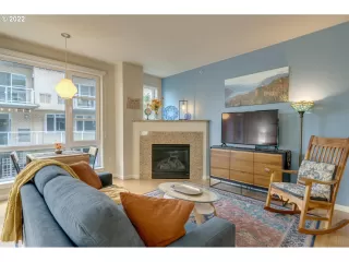 Photo #4: 22046362 Listing 