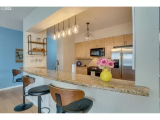 Photo #6: 22046362 Listing 