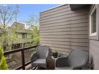 Photo #5: 22048488 Listing 