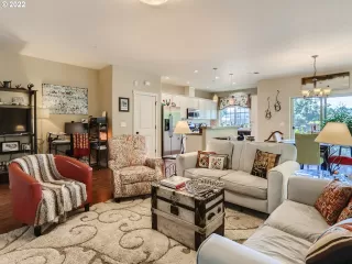 Photo #6: 22048676 Listing 