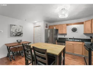 Photo #1: 22052016 Listing