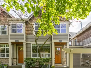 Photo #2: 22052722 Listing