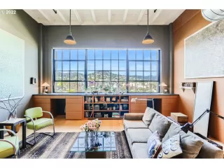 Photo #3: 22052889 Listing