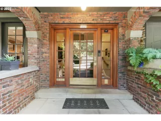 Photo #1: 22053626 Listing