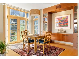 Photo #2: 220537929 Listing 