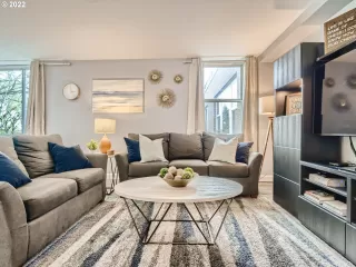 Photo #1: 22054090 Listing 