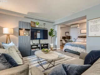 Photo #5: 22054090 Listing 