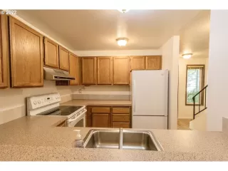 Photo #3: 22054496 Listing