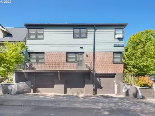 Photo #2: 22056861 Listing