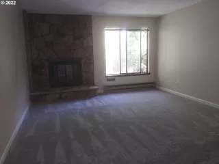 Photo #3: 22057605 Listing 