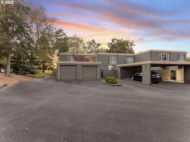 MLS: 22058417 Condo For Sale