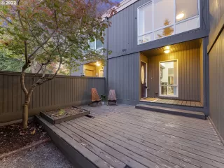 Photo #2: 22058417 Listing 