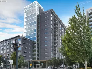 Photo #1: 22059047 Listing