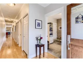 Photo #1: 22059253 Listing