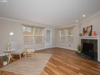 Photo #6: 22059364 Listing 