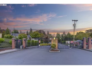 Photo #1: 22059729 Listing 