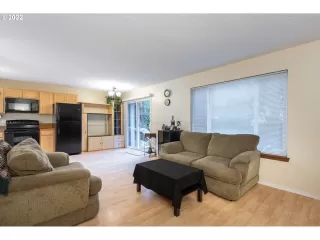 Photo #1: 22060838 Listing