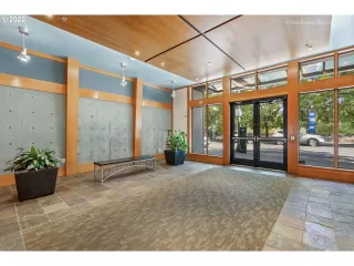 Photo #2: 22060860 Listing