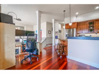 Photo #3: 22063789 Listing 