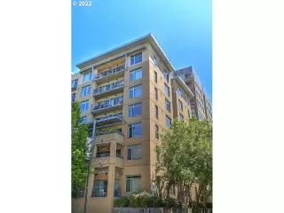 Photo #1: 22063907 Listing