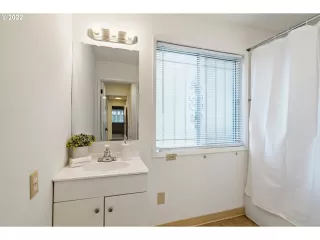 Photo #3: 22064954 Listing