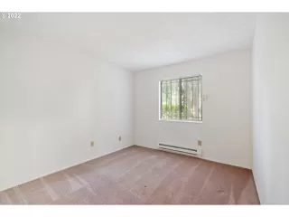 Photo #4: 22064954 Listing