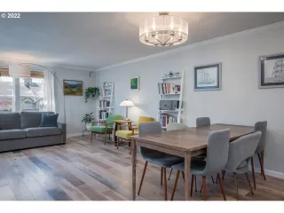 Photo #1: 22068056 Listing