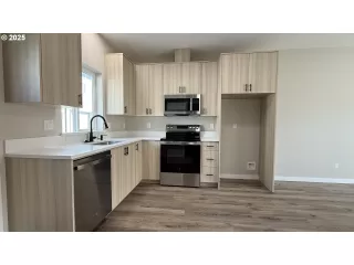 Photo #1: 220681763 Listing 