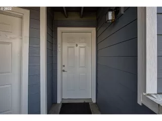 Photo #1: 22068500 Listing 