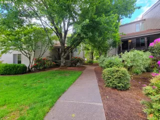 Photo #2: 22068771 Listing 