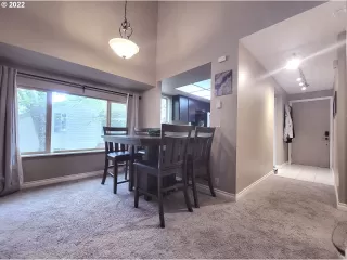 Photo #4: 22068771 Listing 