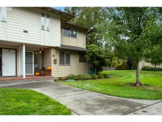 Photo #3: 22068909 Listing