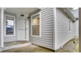 Photo #3: 22069344 Listing