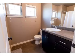 Photo #2: 22070163 Listing 