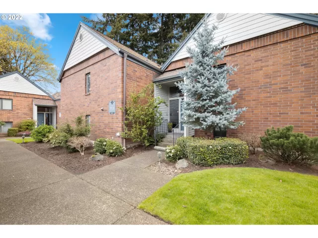 MLS: 22071504 Condo For Sale