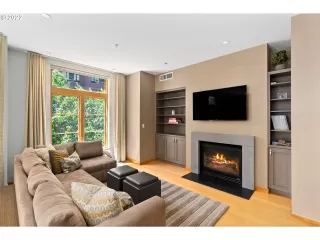 Photo #5: 22072026 Listing