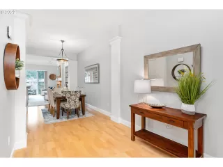 Photo #3: 22072646 Listing