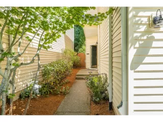 Photo #2: 22072888 Listing 