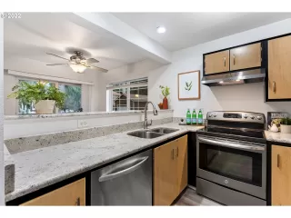 Photo #4: 22073943 Listing 